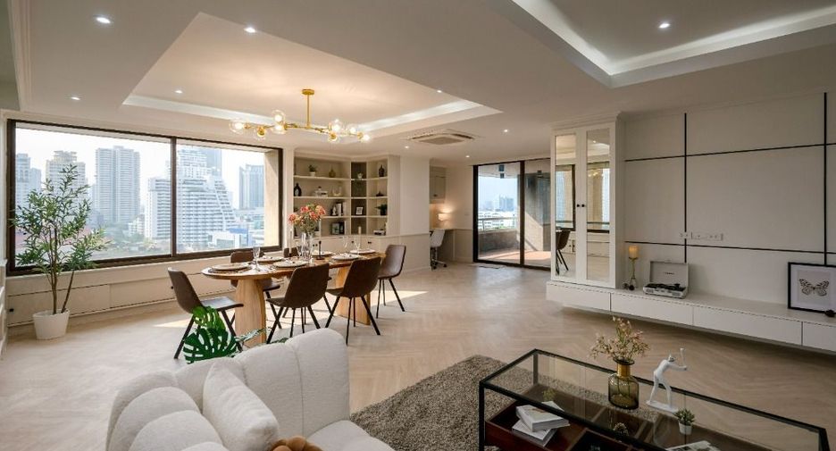À vendre 2 chambres condo à Watthana, Bangkok