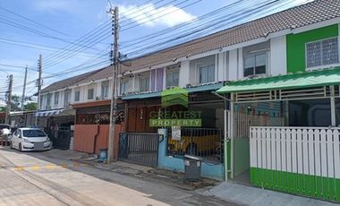 Casa adosada en venta de 3 habitaciones en Mueang Samut Prakan, Samut Prakan