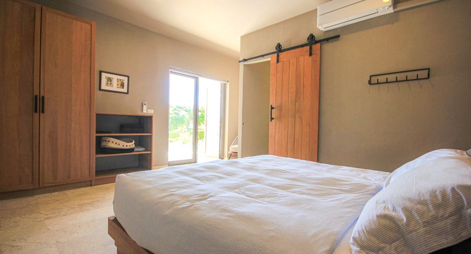For sale 5 bedrooms villa in Hua Hin, Prachuap Khiri Khan