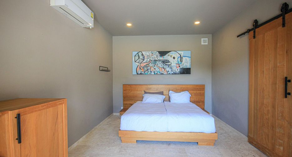 For sale 5 bedrooms villa in Hua Hin, Prachuap Khiri Khan