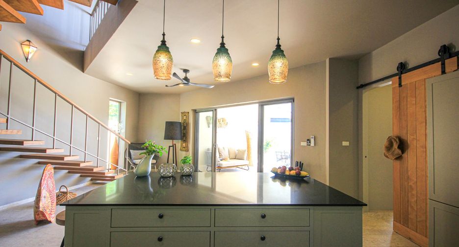 For sale 5 bedrooms villa in Hua Hin, Prachuap Khiri Khan