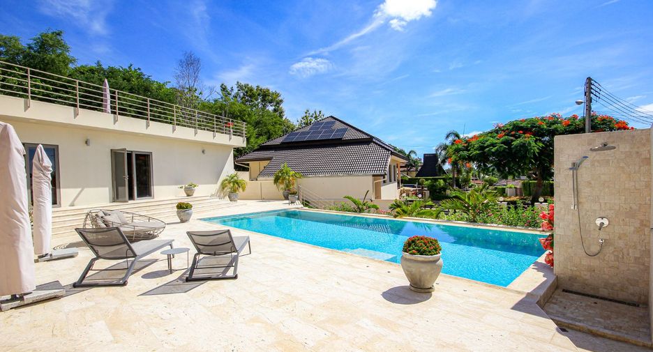 For sale 5 bedrooms villa in Hua Hin, Prachuap Khiri Khan