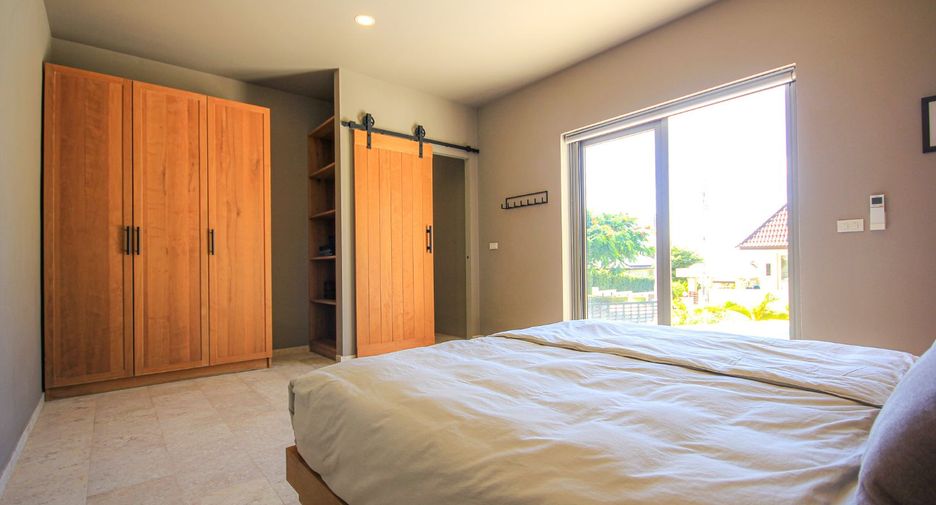 For sale 5 bedrooms villa in Hua Hin, Prachuap Khiri Khan