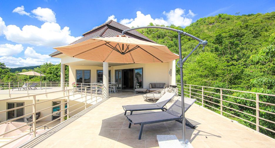 For sale 5 bedrooms villa in Hua Hin, Prachuap Khiri Khan
