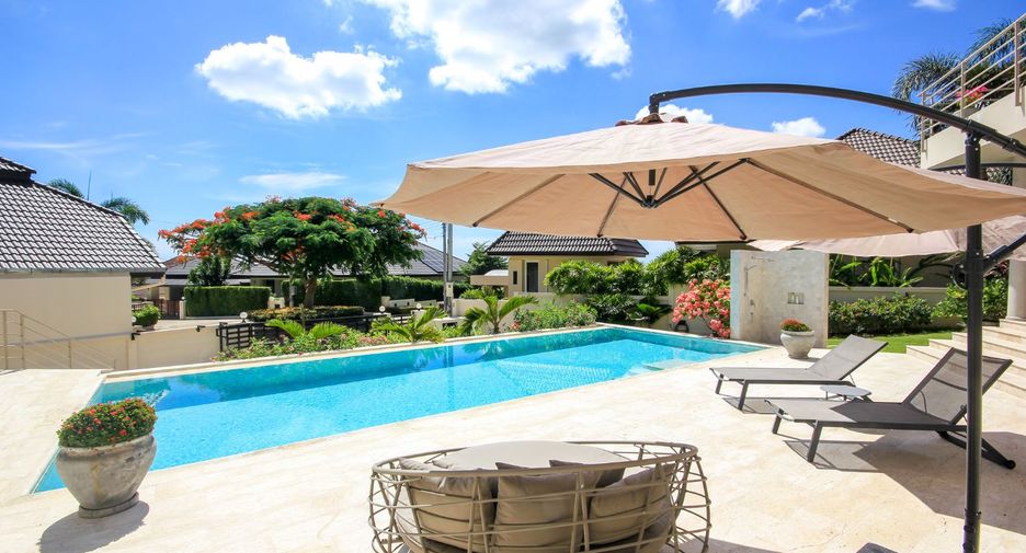 For sale 5 bedrooms villa in Hua Hin, Prachuap Khiri Khan
