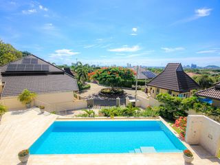 Villa zum Kauf mit 5 Zimmer in Hua Hin, Prachuap Khiri Khan