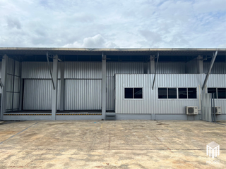 For rent warehouse in Mueang Chiang Mai, Chiang Mai