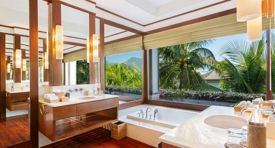 For sale 6 bed villa in Kathu, Phuket