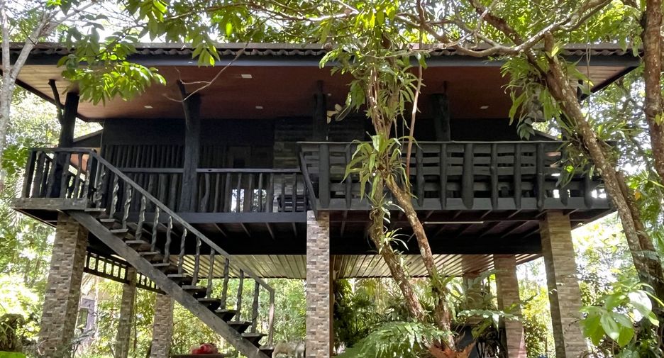 For sale retail Space in Thai Mueang, Phang Nga