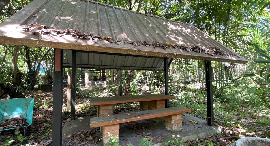 For sale retail Space in Thai Mueang, Phang Nga