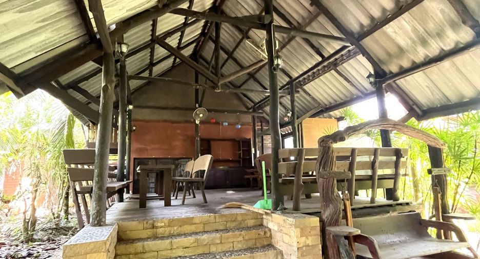 For sale retail Space in Thai Mueang, Phang Nga