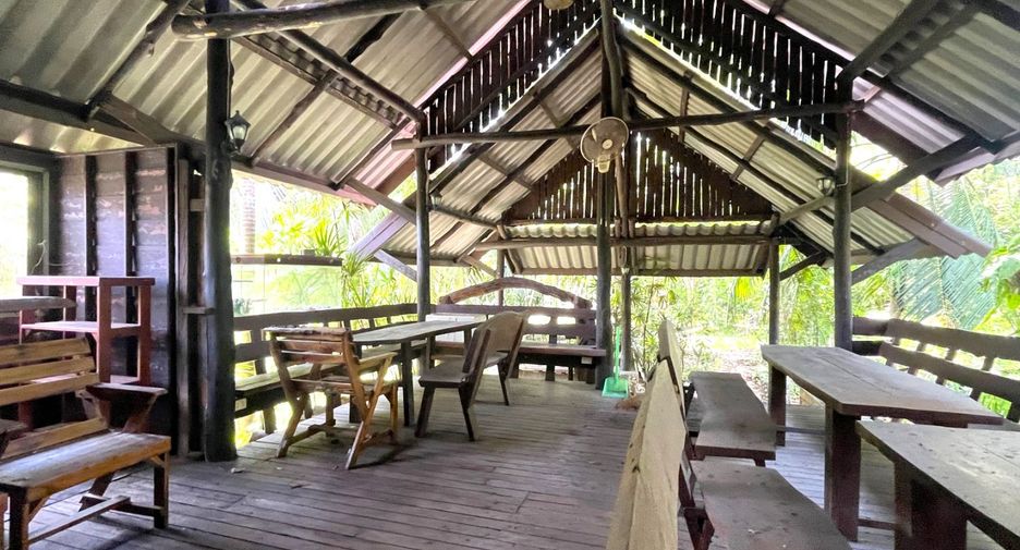 For sale retail Space in Thai Mueang, Phang Nga