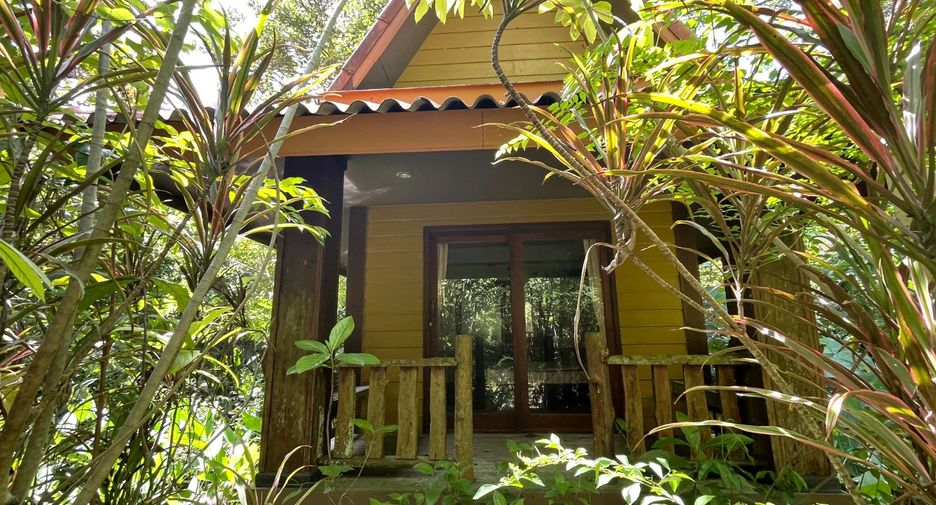 For sale retail Space in Thai Mueang, Phang Nga