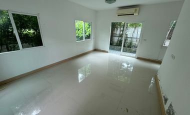 For sale 3 bed house in Don Mueang, Bangkok