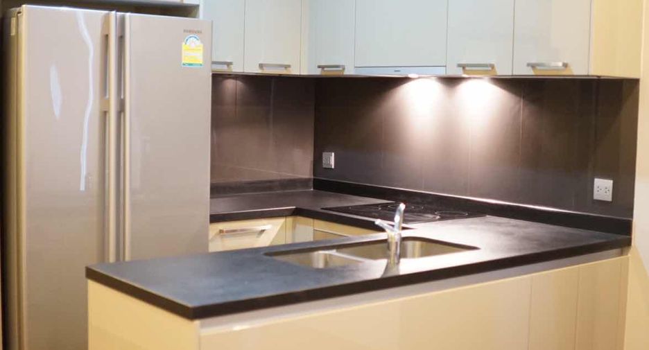 For rent 2 bedrooms condo in Watthana, Bangkok