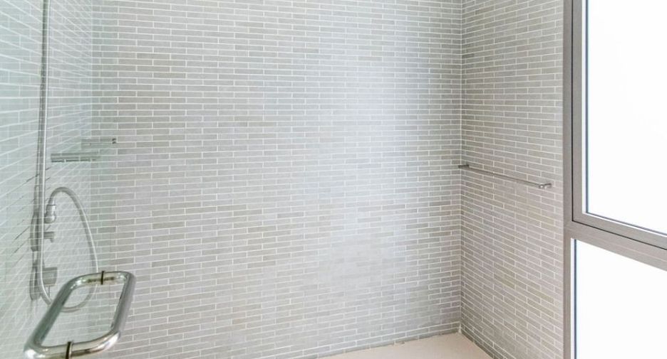 For sale 2 bedrooms condo in Thalang, Phuket
