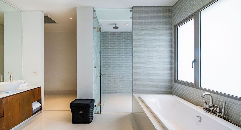 For sale 2 bedrooms condo in Thalang, Phuket