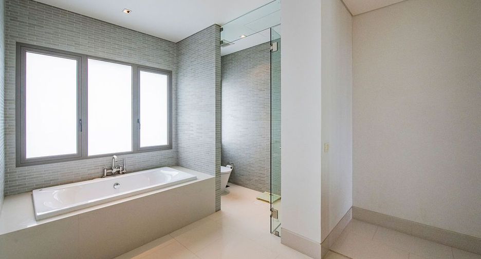 For sale 2 bedrooms condo in Thalang, Phuket