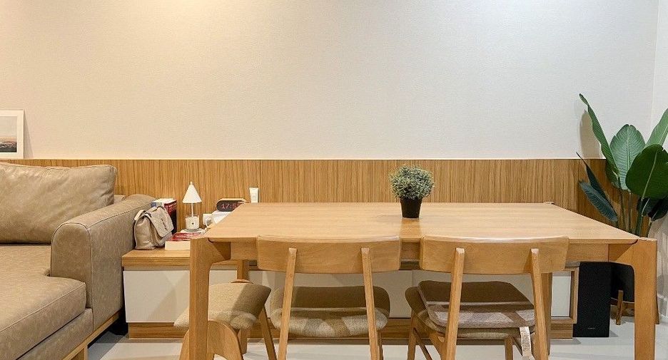 For rent 3 bedrooms townhouse in Bang Khen, Bangkok