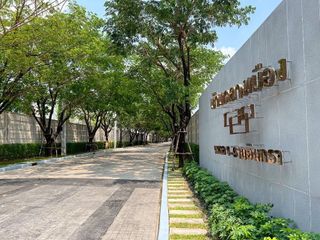 For rent 3 bedrooms townhouse in Bang Khen, Bangkok