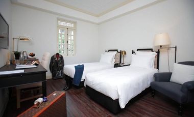 For sale 12 bedrooms hotel in Khlong Toei, Bangkok