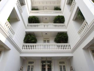 ขาย 12 ห้องนอน โรงแรม ใน คลองเตย, กรุงเทพฯ