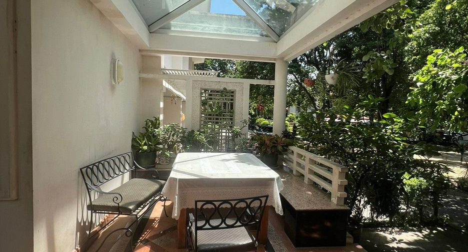 For rent そして for sale 8 Beds house in Taling Chan, Bangkok