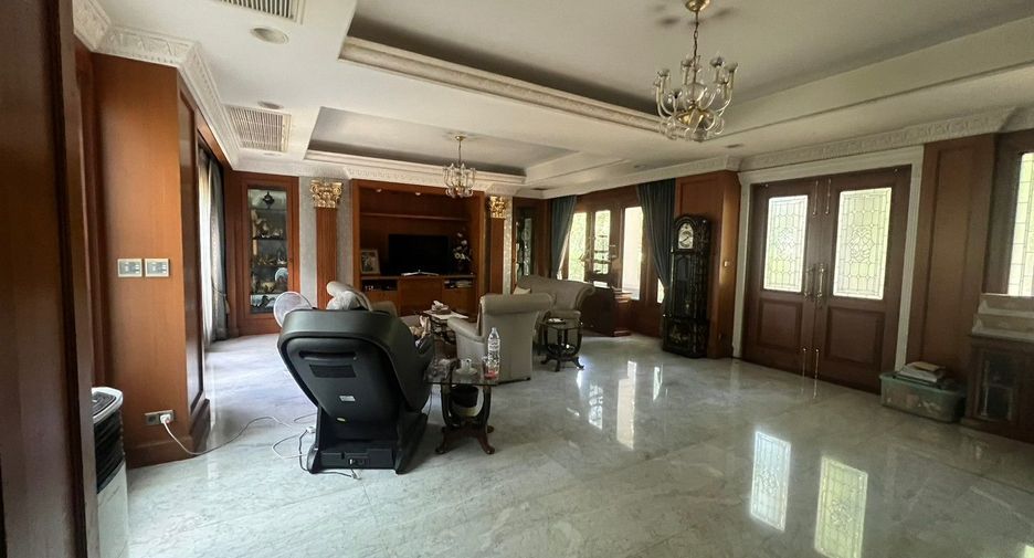 For rent and for sale 8 bed house in Taling Chan, Bangkok