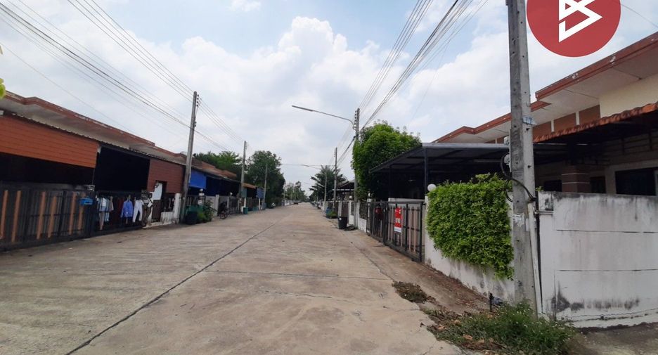 For sale 2 Beds townhouse in Plaeng Yao, Chachoengsao
