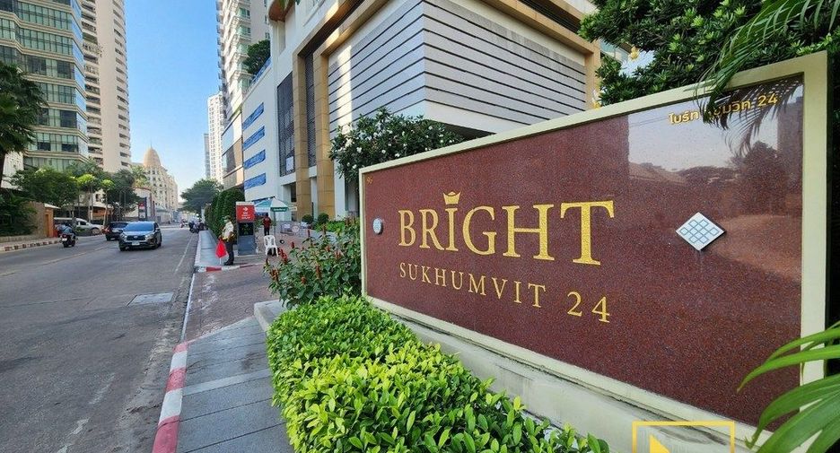 Condo en alquiler de 3 habitaciones en Khlong Toei, Bangkok