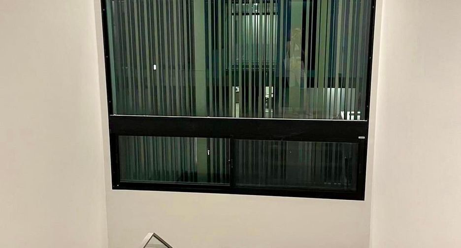 Casa en venta de 4 habitaciones en Saphan Sung, Bangkok