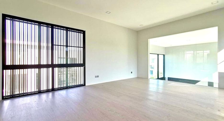 Casa en venta de 4 habitaciones en Saphan Sung, Bangkok