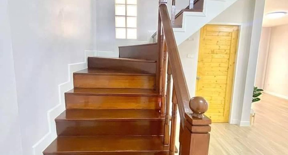 Продажа 3 спальни таунхаус в Lam Luk Ka, Патумтани