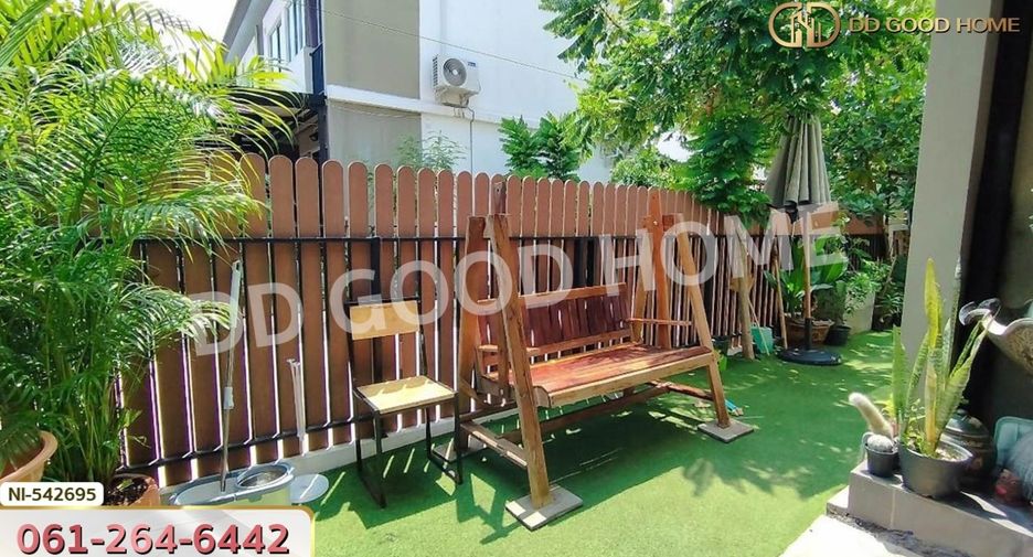 For sale 3 bedrooms townhouse in Phra Samut Chedi, Samut Prakan