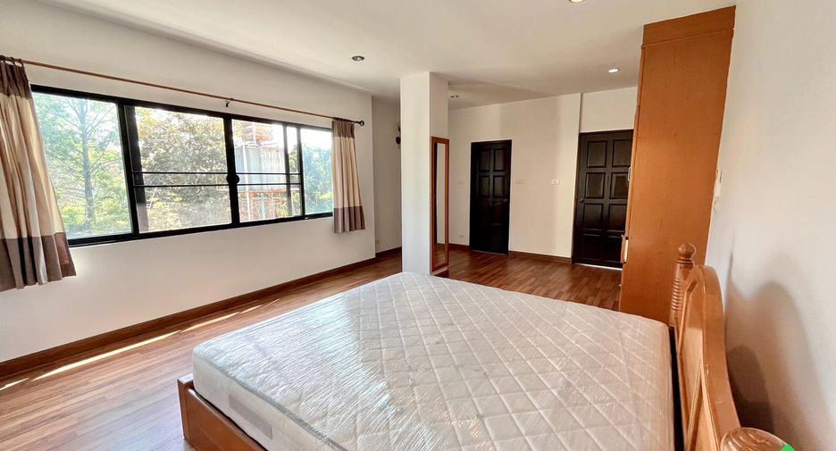 For sale 2 bedrooms condo in Mueang Chiang Mai, Chiang Mai