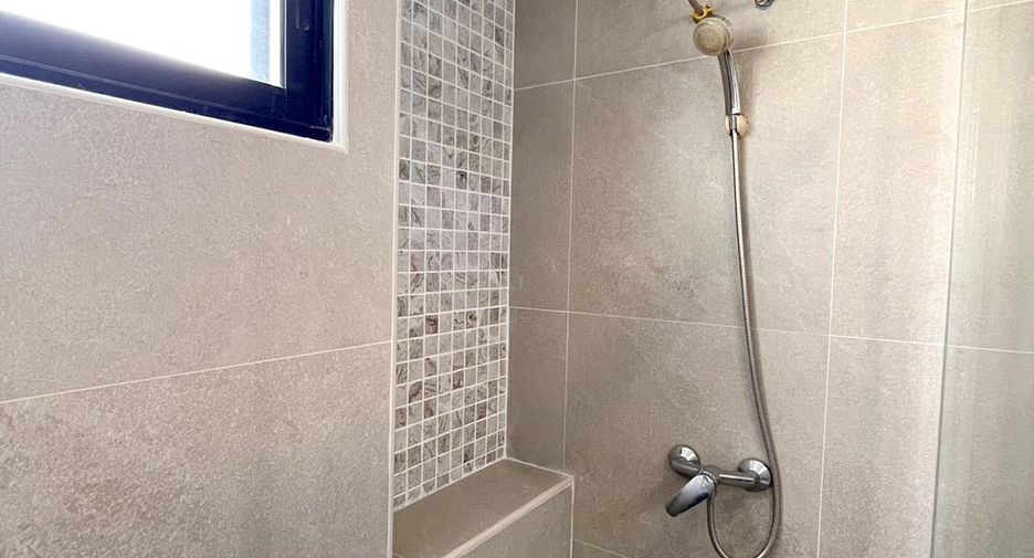 For sale 2 bedrooms condo in Mueang Chiang Mai, Chiang Mai