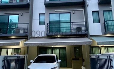 For rent 3 bedrooms house in Mueang Nonthaburi, Nonthaburi