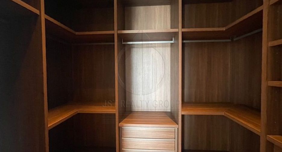 Продажа 2 спальни кондо в Кхлонг Сан, Бангкок