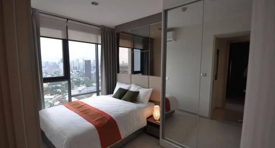 À vendre 2 chambres condo à Khlong Toei, Bangkok