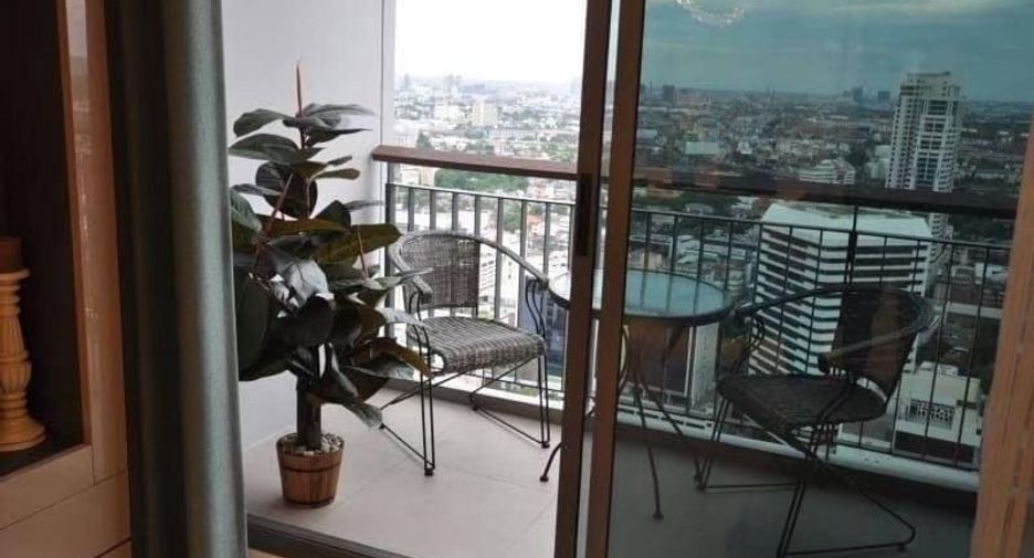À vendre 2 chambres condo à Khlong Toei, Bangkok