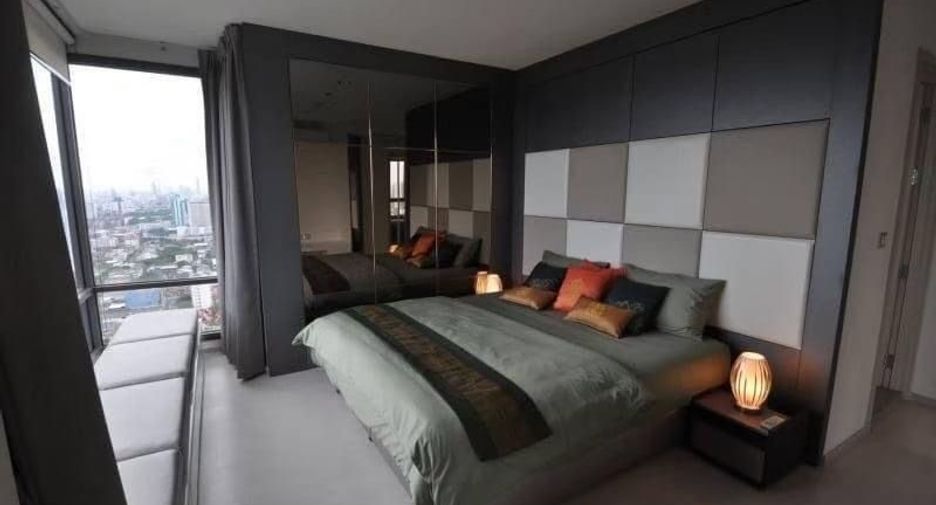 À vendre 2 chambres condo à Khlong Toei, Bangkok