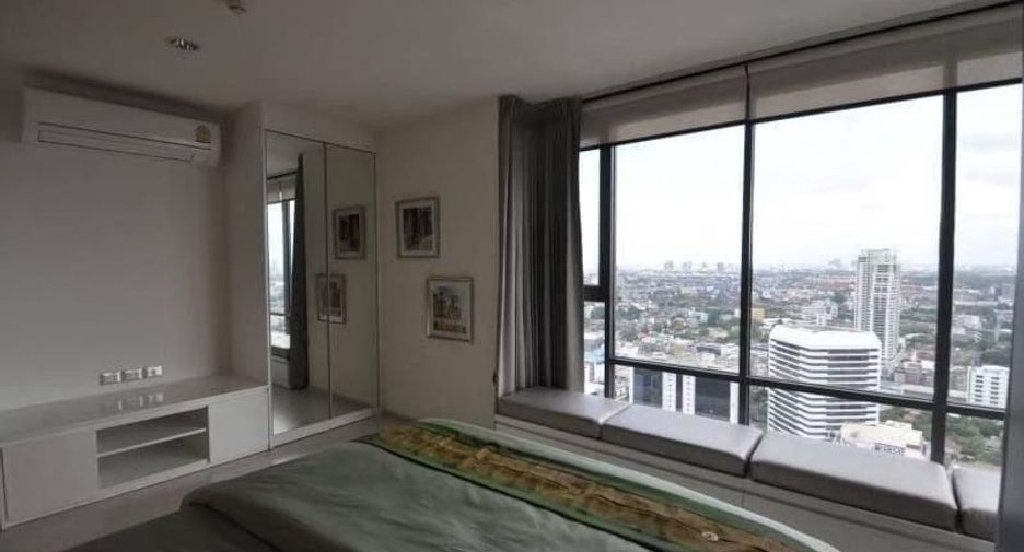 À vendre 2 chambres condo à Khlong Toei, Bangkok