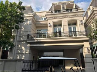 For sale 4 Beds house in Yan Nawa, Bangkok