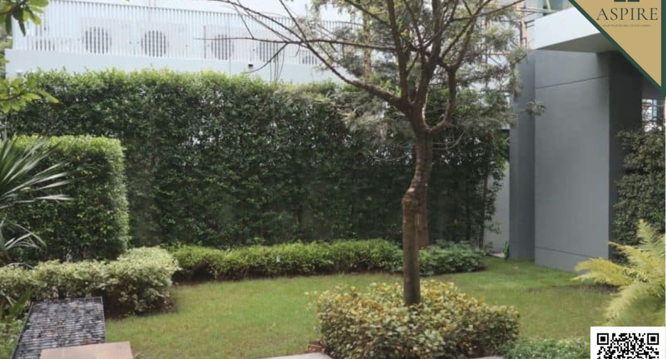 For sale 4 bedrooms house in Saphan Sung, Bangkok