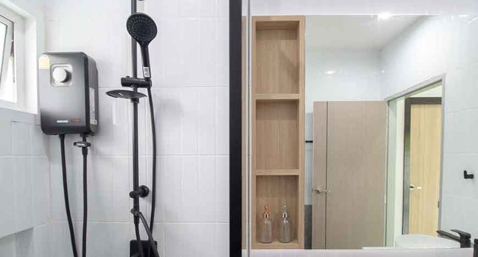 For sale 4 bedrooms house in Hang Dong, Chiang Mai