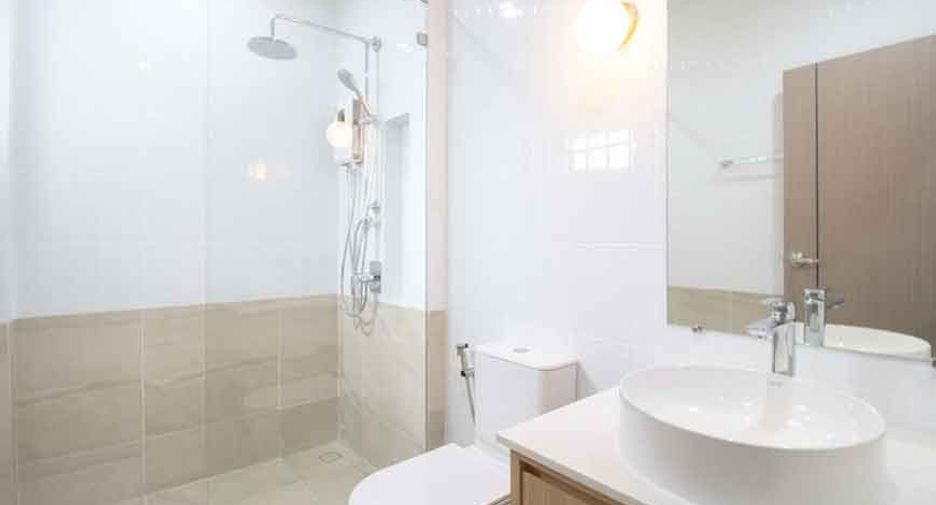For sale 4 bedrooms house in Hang Dong, Chiang Mai