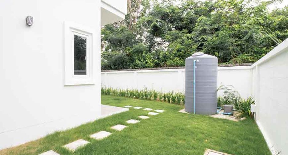 For sale 4 bedrooms house in Hang Dong, Chiang Mai