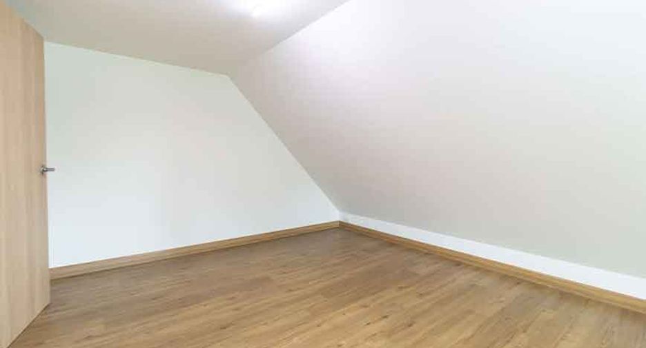 For sale 4 bedrooms house in Hang Dong, Chiang Mai