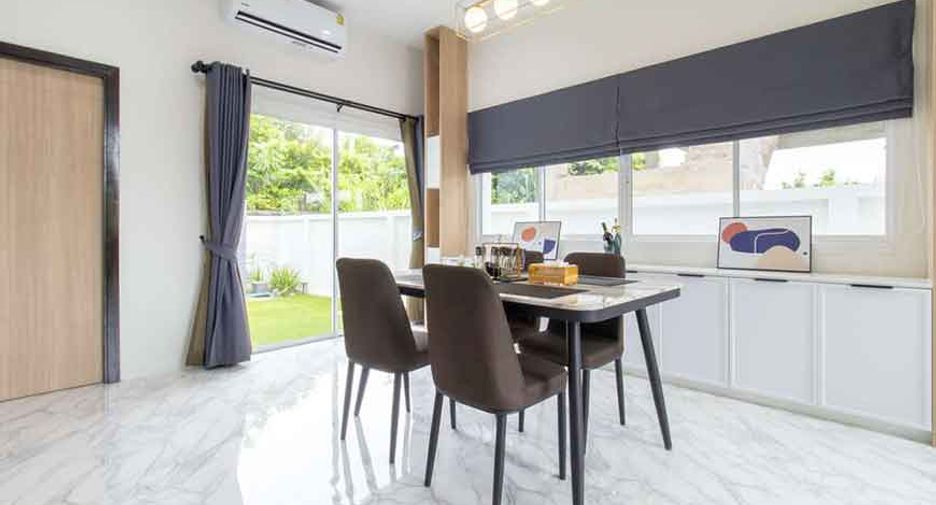 For sale 4 bedrooms house in Hang Dong, Chiang Mai