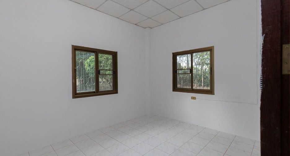For sale 2 bedrooms house in Muang Sam Sip, Ubon Ratchathani